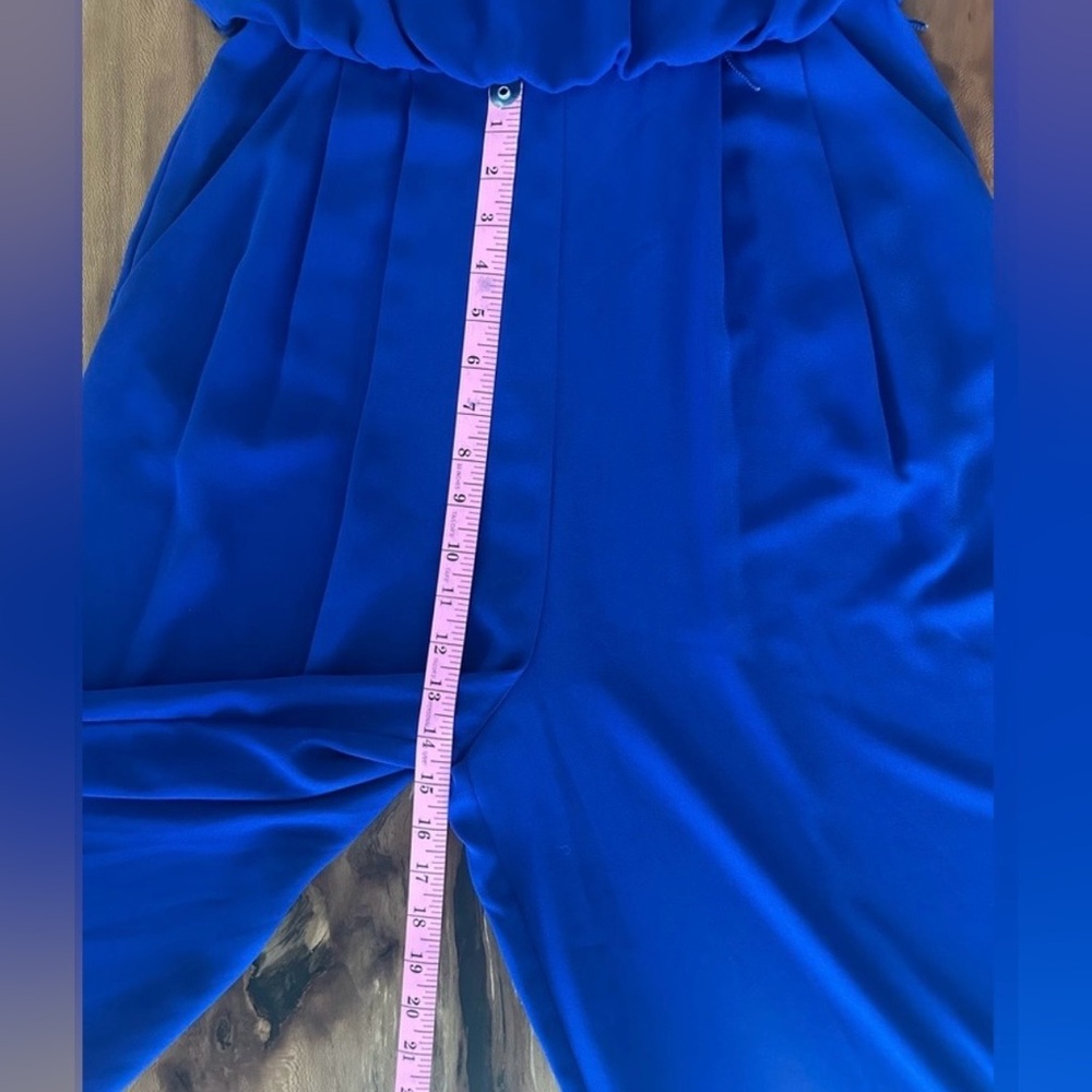 Vince Camuto Sleeveless Jumpsuit with Bow - Picture 7 of 11